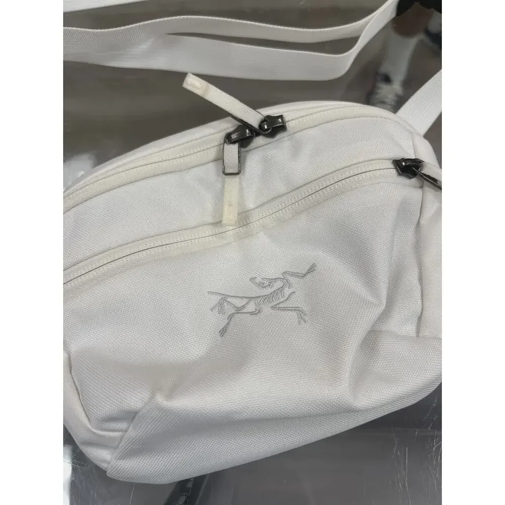 Arc'teryx Mantis Waist Pack Bag White Adjustable SF